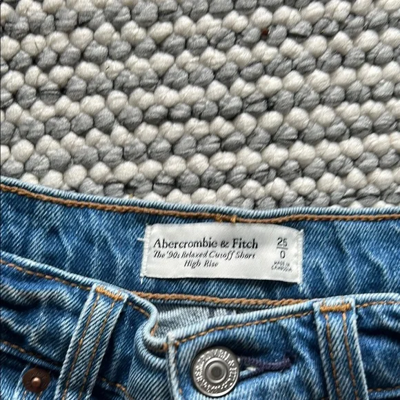 A&F Denim Shorts - Picture 5 of 6